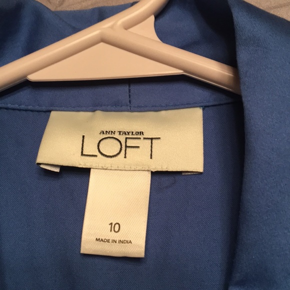 Loft wrap top. - Picture 3 of 3